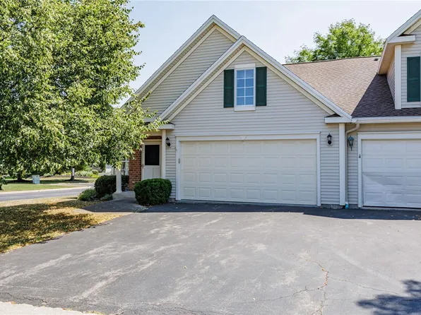 3 Eagle Pine Way, Rochester, NY 14623