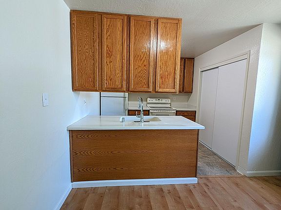 4th image of 5542 Spinnaker Dr APT 1