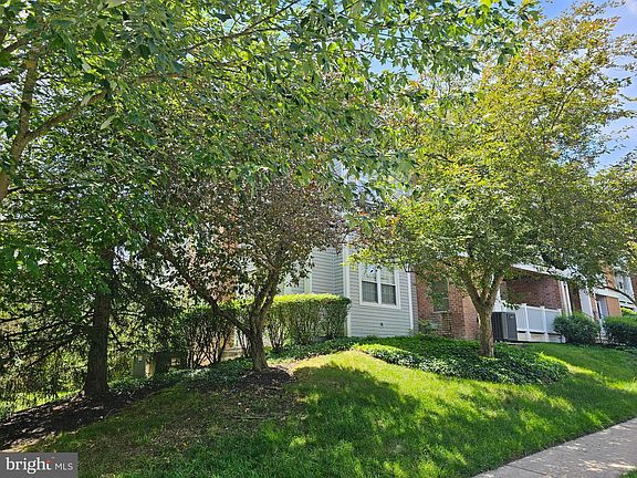 5th image of 7501 Ashby Ln Unit K