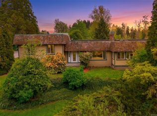 2080 Bear Hill Rd, Central Saanich, BC V8M 1X7