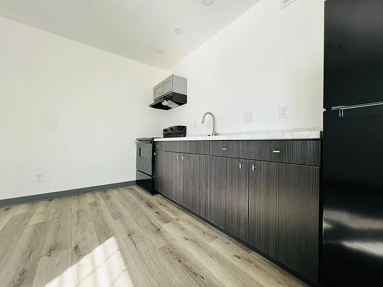 3744 Pilgrim St #A — Photo 7