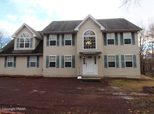 111 Mallard Ln, Albrightsville, PA 18210