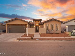 7379 Mule Team Dr, El Paso, TX 79911