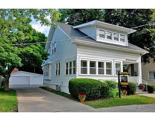 1108 Jackson Ct photo 1