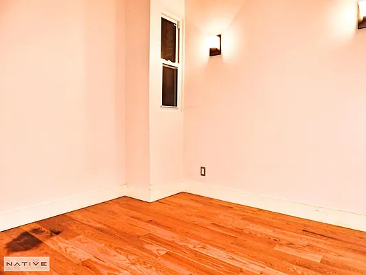 Rented by Native Real Estate LLC | media 10