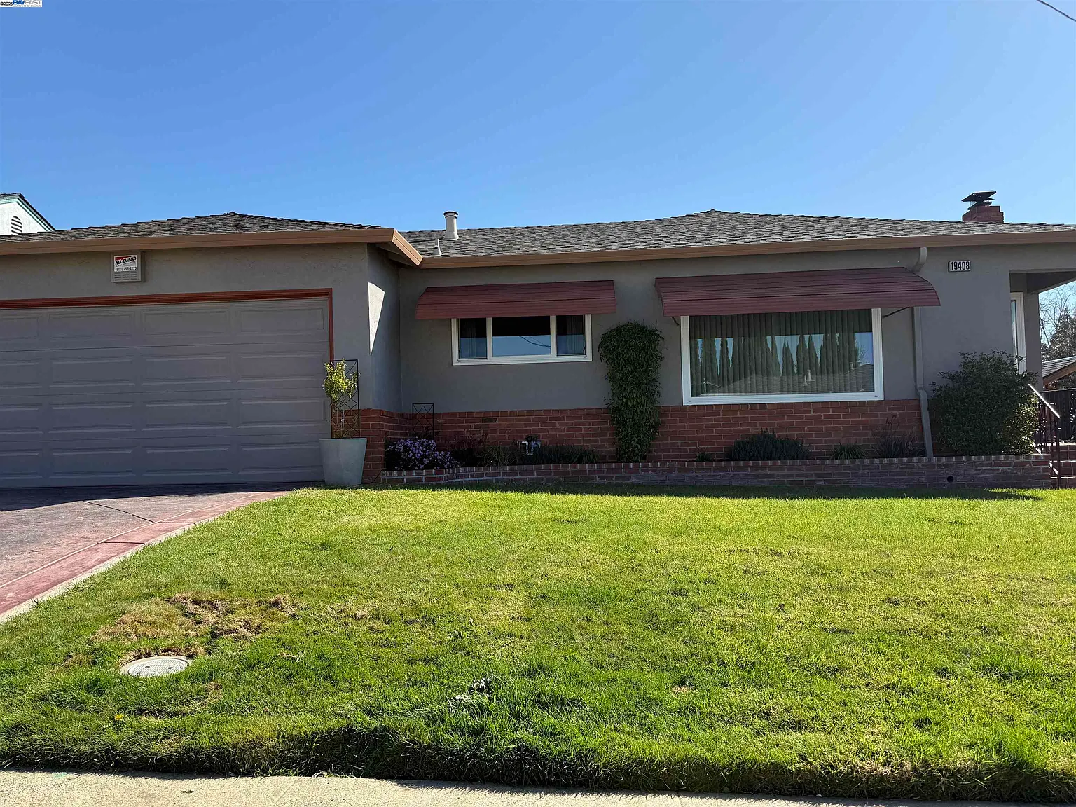 19408 Vaughn Ave photo 1