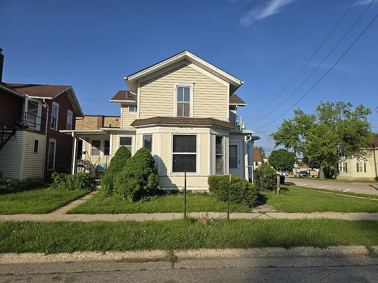 416 Dodge St — Photo 8