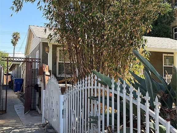 5th image of 3040 Orange St