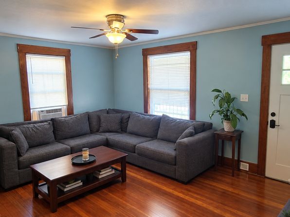 119 Glass St