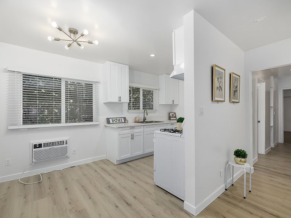 1st image of 13001 Vanowen St APT 11