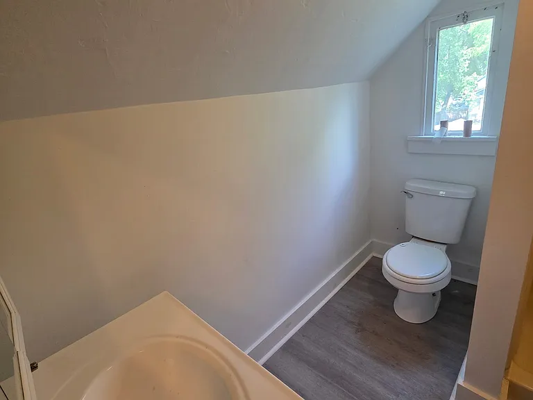 1208 Princeton Ave #B — Photo 7