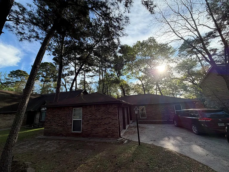 70 Brookflower Rd — Photo 12