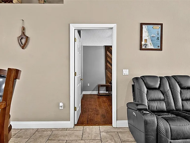 61 Francis Ln — Photo 27