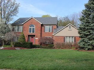 18060 W Northville Trl, Northville, MI 48168
