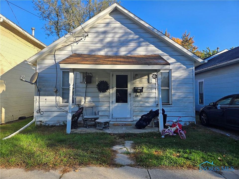 2nd image of 131 E Merry Ave