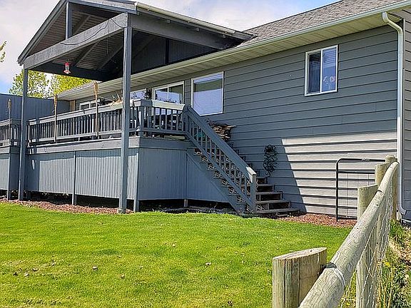 5th image of 39873 Fox Meadow Ln