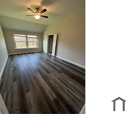 5th image of 251 Hawthorn Dr