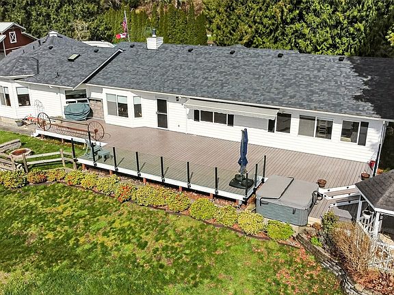 3rd image of 20070 Park Ridge Lane