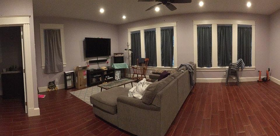 2nd image of 2308 Park St