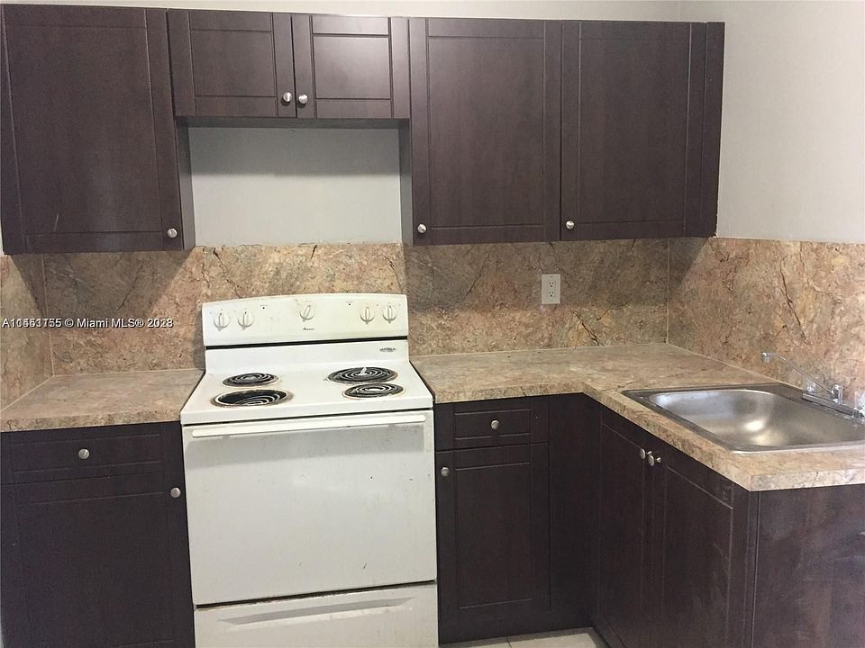 1st image of 13725 NE 6th Ave APT 306