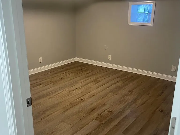 2223 S Ridgeway Ave #BASEMENT — Photo 6