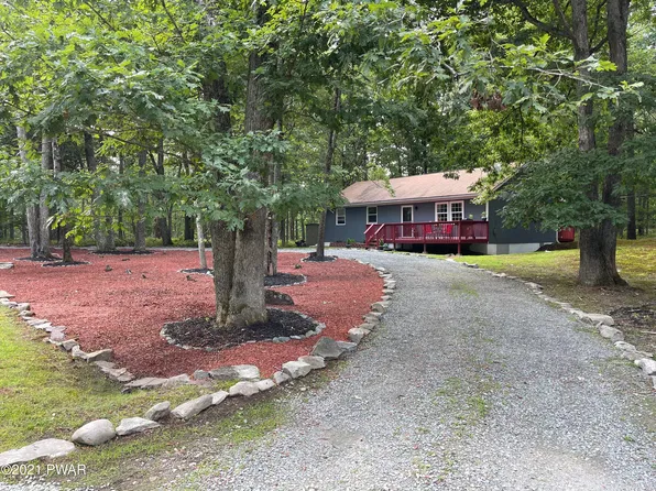 337 Oak Hill Rd, Hawley, PA 18428