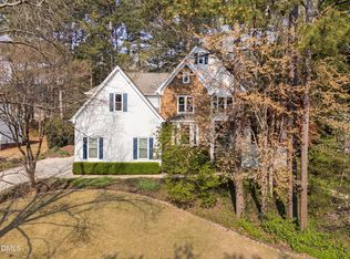 203 Briardale Ave, Cary, NC 27519