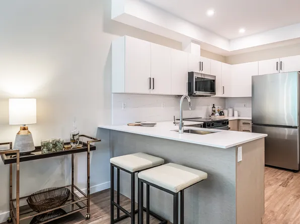 Rutherford Place - 101-6020