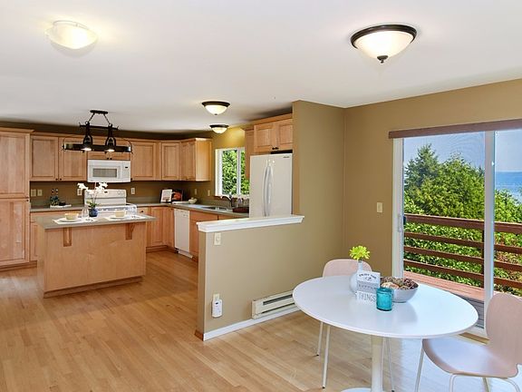 4th image of 5011 NW Eldorado Blvd