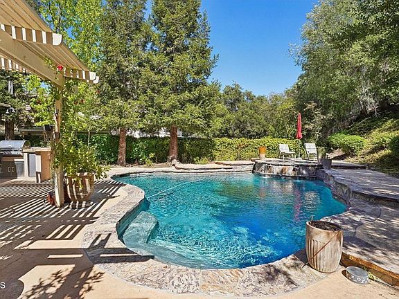 4th image of 2840 Three Springs Dr