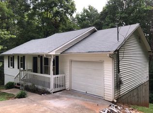 3036 Summerlake Dr, Gainesville, GA 30506