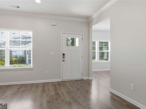 4th image of 3717 Cheswolde Ave