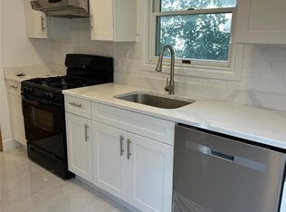 10 South St, Great Neck, NY 11023