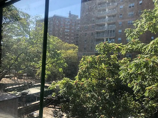 Rented by Tompkins Square Realty | media 20