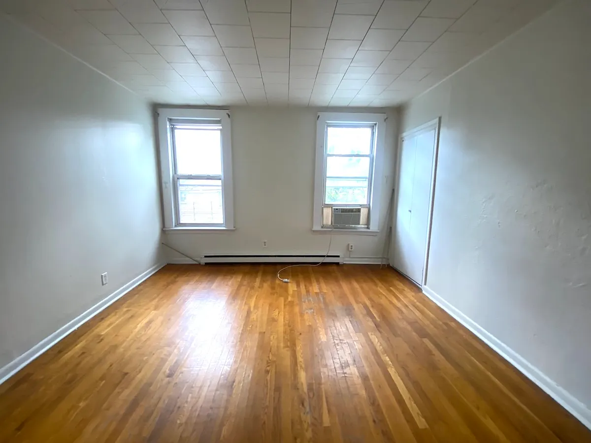Building Photo - 135 Brunswick St #1