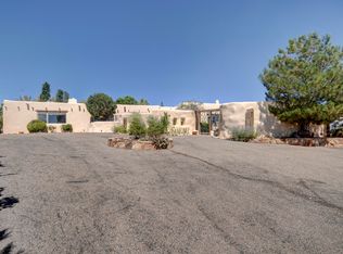 140 Palacio Rd, Corrales, NM 87048