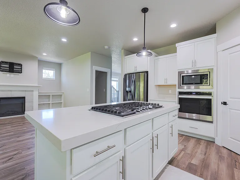 17619 SW Sunview Ln — Photo 9