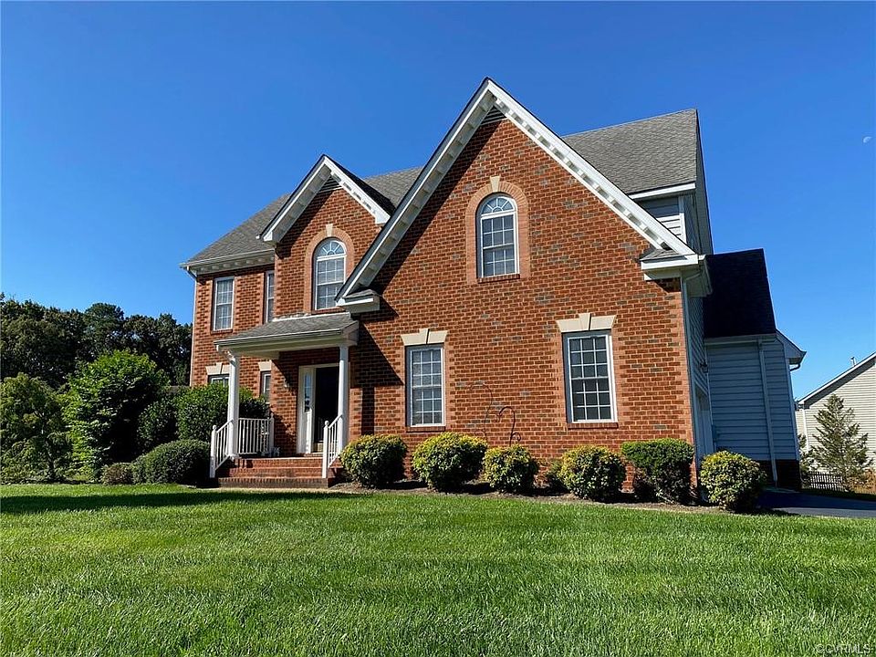 1st image of 8045 Lake Haven Dr