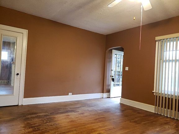 2nd image of 3657 Chelton Rd
