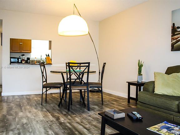 3rd image of 2050 N Congress Ave APT 203