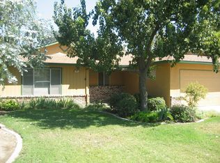 248 E Evergreen Ave, Visalia, CA 93277