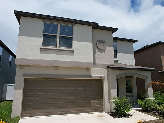 5th image of 411 Royal Empress Dr