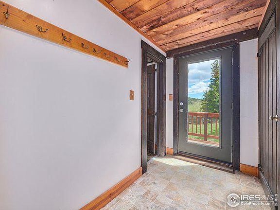 3rd image of 423 Beaver Creek Dr