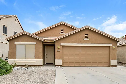 45734 W Dirk St Photo 1