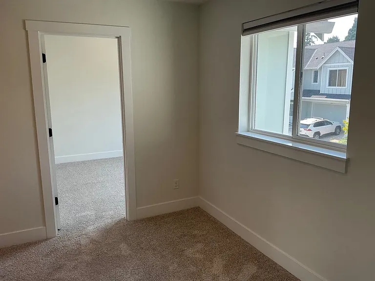 4128 SW Amelia Ter — Photo 8