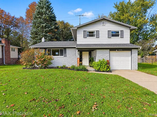 4376 Dixon Dr, Swartz Creek, MI 48473