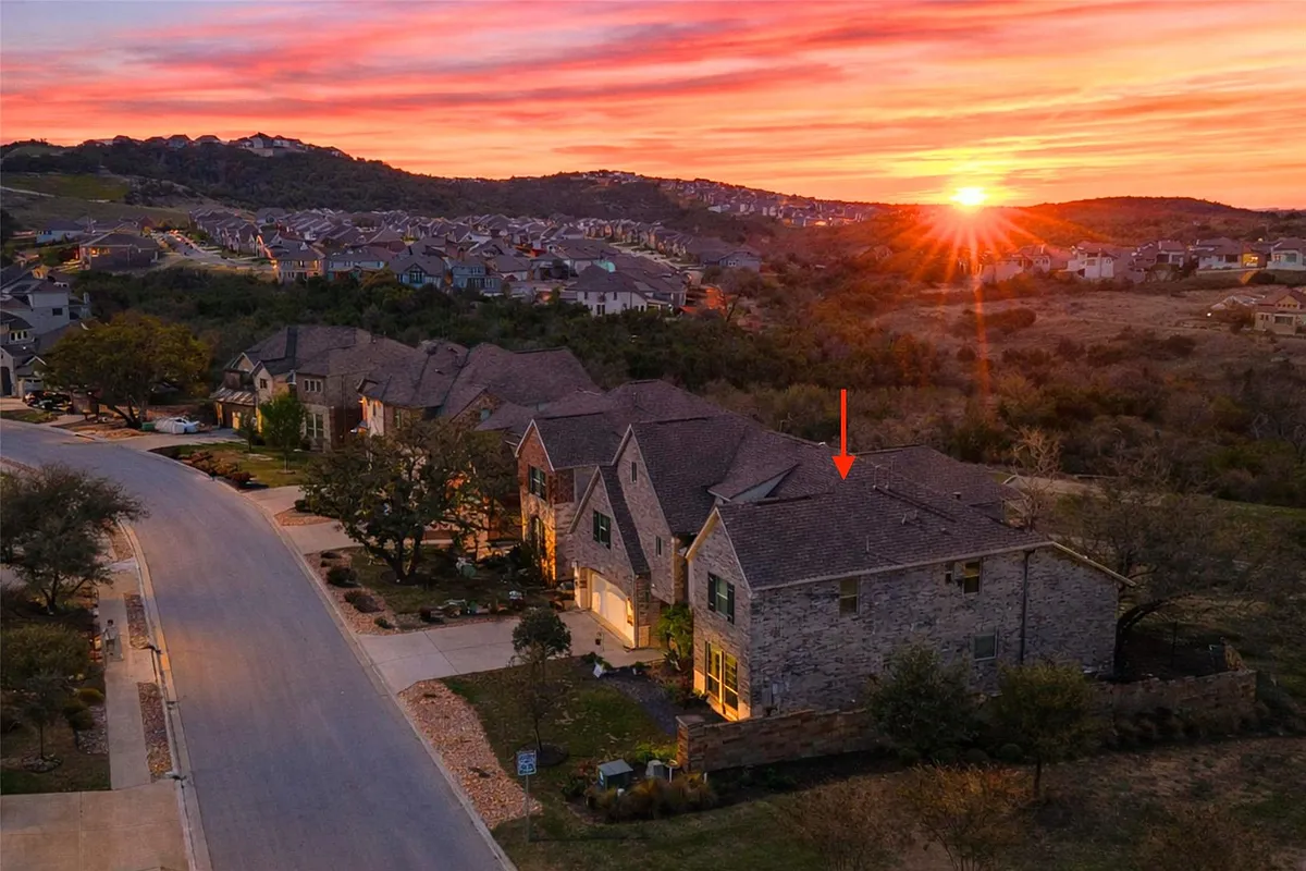 Building Photo - 17821 Limestone Spring Ln