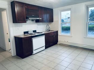 51 Hunt St #2, Quincy, MA 02171