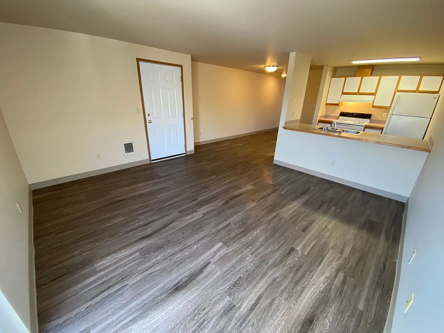 806 E Juniper Ave. — Photo 3