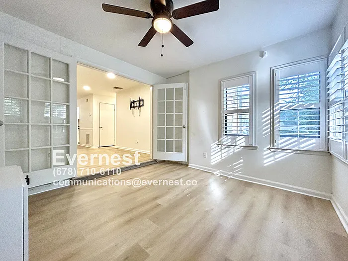 76 De Arc Pl NW — Photo 8